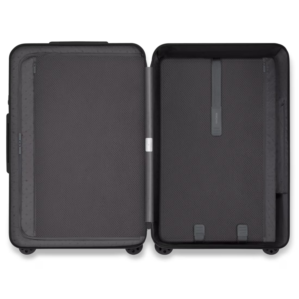Essential Check-In L Matte Black