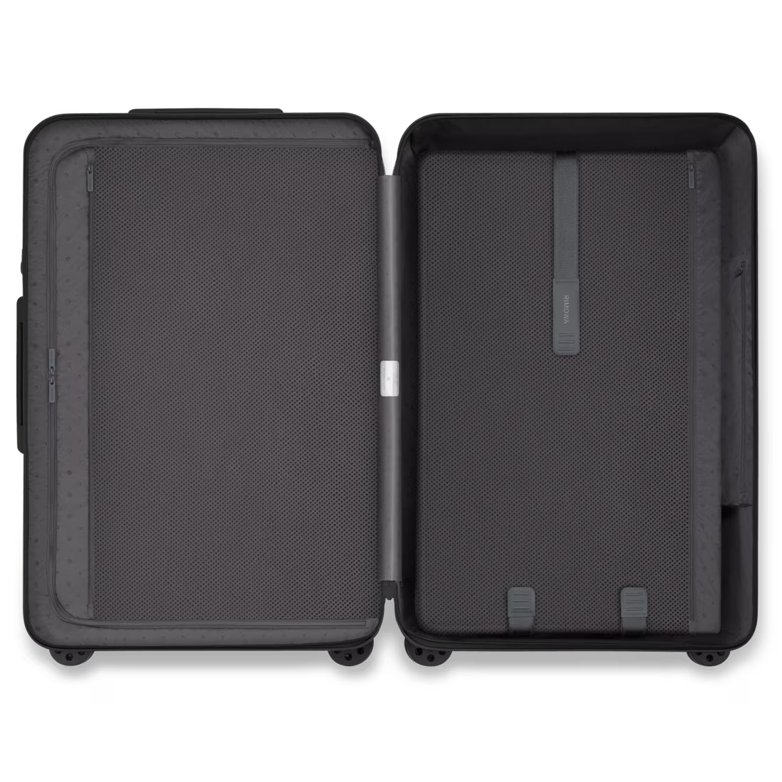 Essential Check-In L Matte Black
