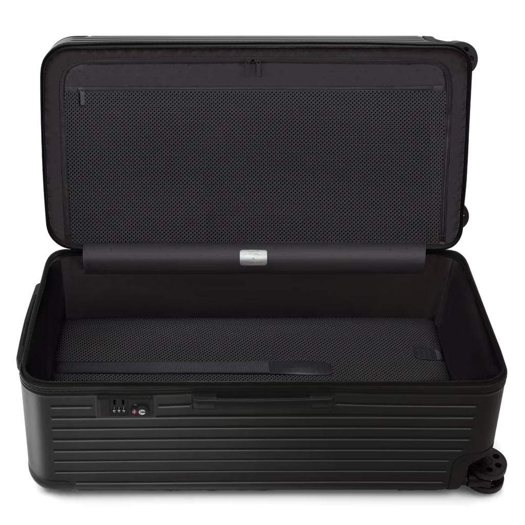Essential Trunk Plus Matte black