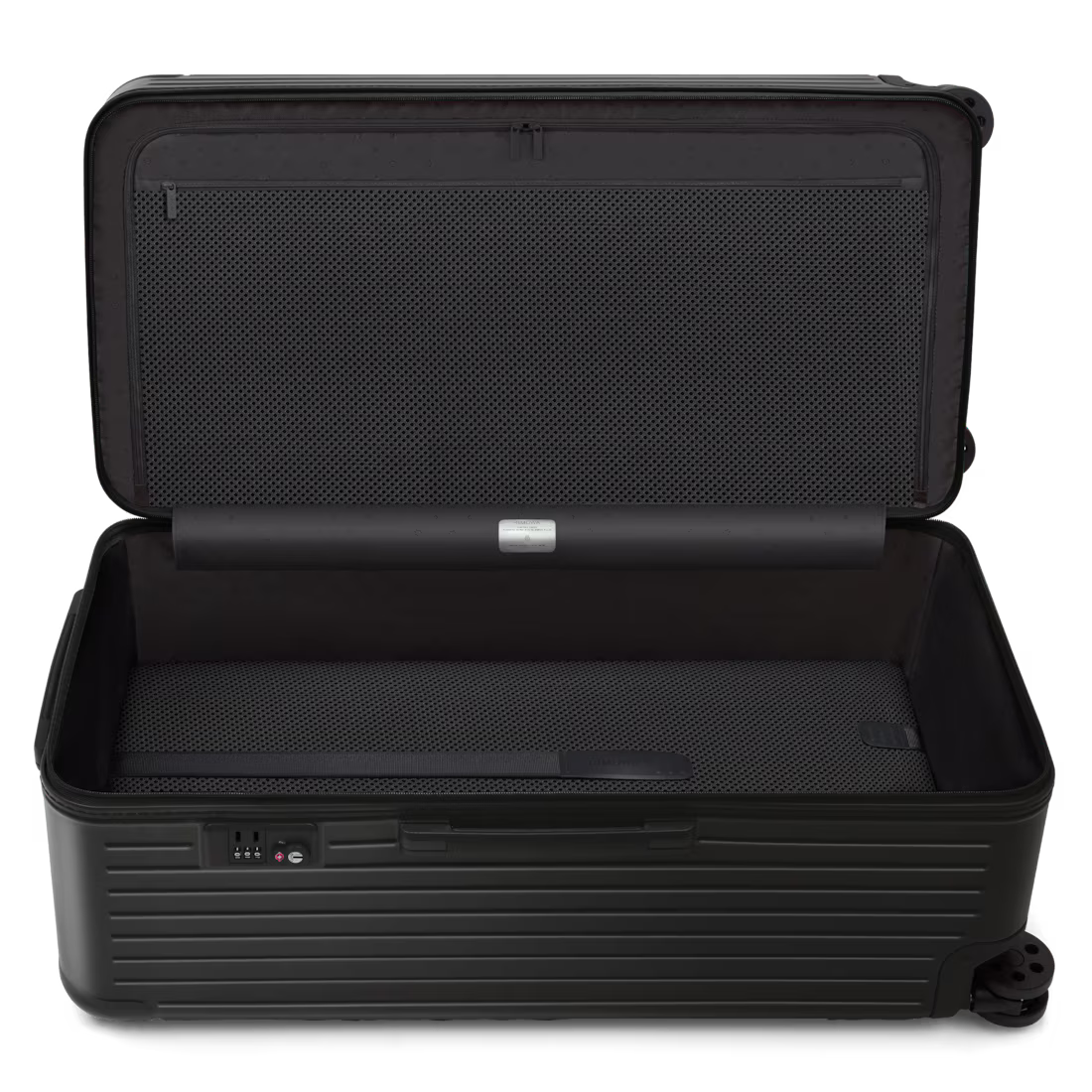 Essential Trunk Plus Matte black