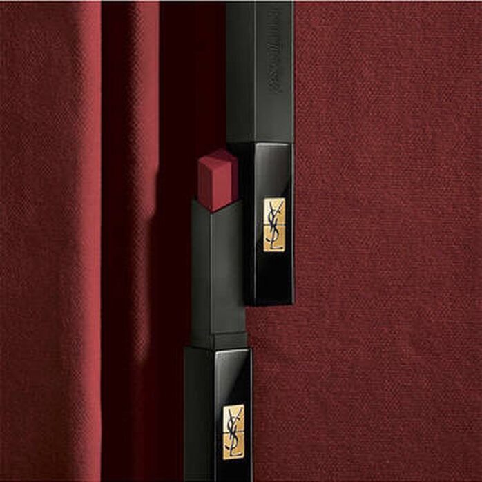 Rouge Pur Couture The Slim Velvet Radical 1966 ROUGE LIBRE