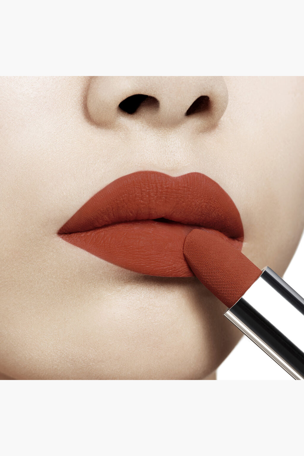 Rouge Dior 840 Rayonnante velvet finish